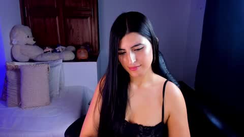 Sarah Independent model online show from 01.03.25