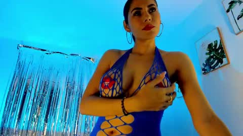 INSTAGRAM...sarah22 p online show from 02.24.25