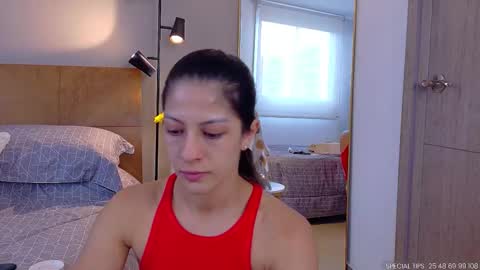 sarah_rayy online show from 09.25.25