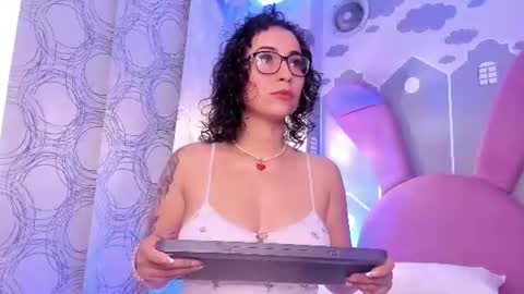 Sarah online show from 07.21.26