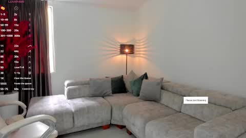 Snapshot of sarah_stonne_ chatting on 02.17.25 Sarah online show from 02.17.25