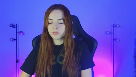 - next broadcast 28 nov  7 pm Col online show from 01.20.25