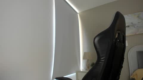 sarahI miss you guys online show from 02.08.25