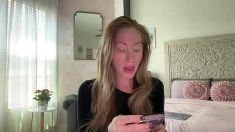 Snapshot of sarahgiroux86 chatting on 08.01.26 Sarah online show from 08.01.26
