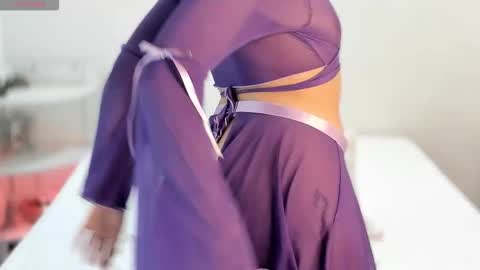 sarahgrant_ online show from 01.14.26