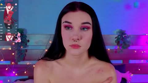 Snapshot of sarahhunny chatting on 11.07.25 Sarah online show from 11.07.25