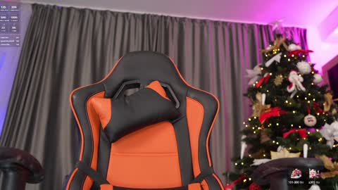 Sarahjadore online show from 12.23.24