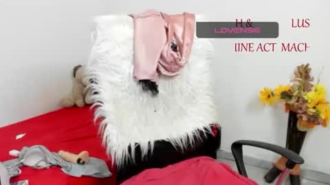 Sarah online show from 04.17.26