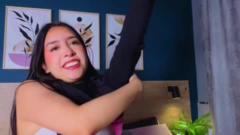 Sarah online show from 11.14.25