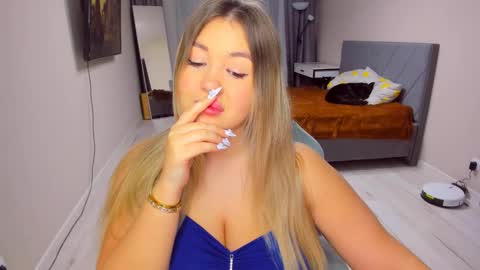 Sarah online show from 02.09.26