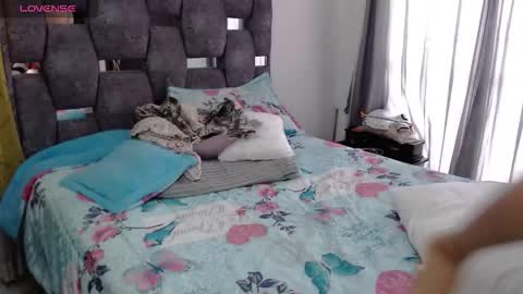 Lia online show from 10.07.25