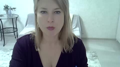 Snapshot of sarahphelps chatting on 02.23.25 sarahphelps online show from 02.23.25