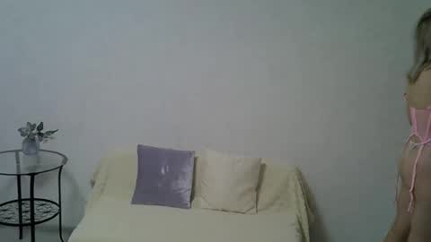 Snapshot of sarahphelps chatting on 10.24.25 sarahphelps online show from 10.24.25