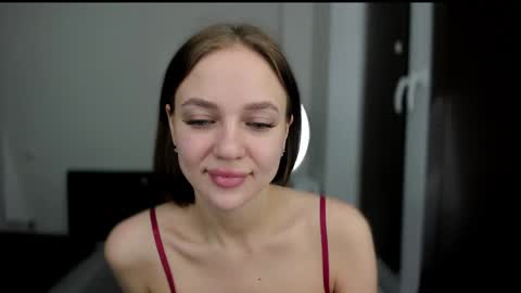 sarahphyllis online show from 01.08.25