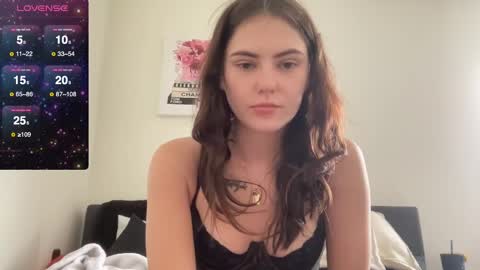 SarahxOliver online show from 01.28.25