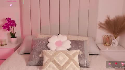 Sara jones   online show from 02.16.26