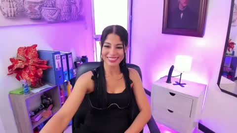 saralife69 online show from 12.23.24