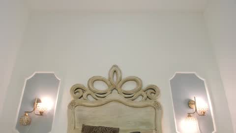 Sara online show from 12.19.24