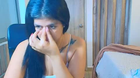 Snapshot of saramantha09 chatting on 02.14.26 saramantha09 online show from 02.14.26