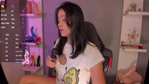 Snapshot of saraowens1 chatting on 02.25.26 saraowens online show from 02.25.26