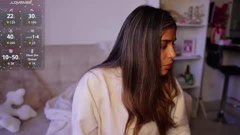 Sara online show from 10.16.25