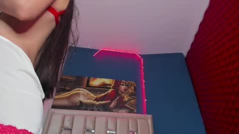  Sara  online show from 12.28.24