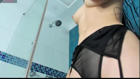  Sara  online show from 02.25.25