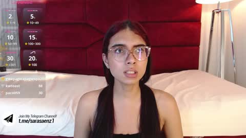 Snapshot of sarasaenz_99 chatting on 01.18.25 Sara online show from 01.18.25