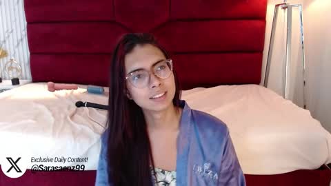 Snapshot of sarasaenz_99 chatting on 03.06.25 Sara online show from 03.06.25
