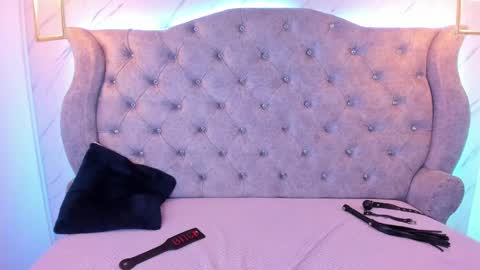   online show from 01.03.25