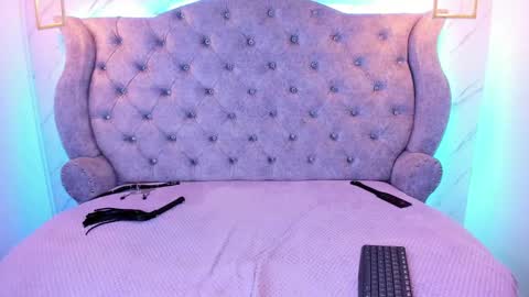   online show from 01.15.25