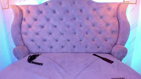   online show from 01.25.25