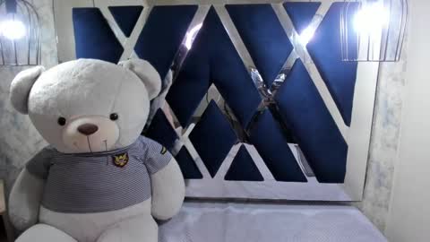   online show from 03.05.25