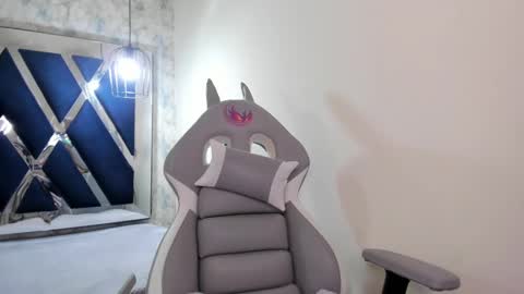   online show from 03.06.25