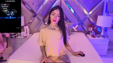 Snapshot of saratorresxx chatting on 02.25.26 Sara online show from 02.25.26