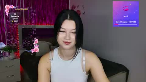 SaraVivid online show from 07.10.26