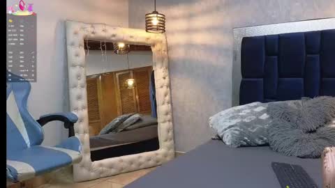 Sara W online show from 02.24.25