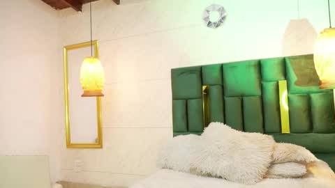 Sara W online show from 03.29.26