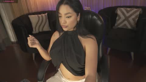 Sara Winstone online show from 02.28.26