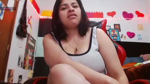 Snapshot of saray_extrovert1 chatting on 05.16.26 Sara Jimenez online show from 05.16.26