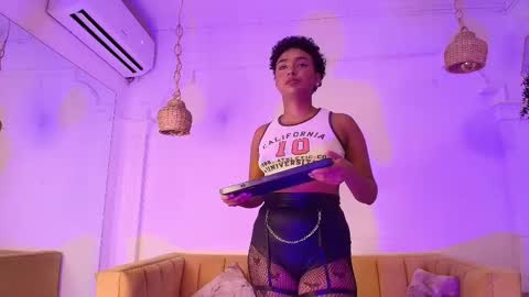Saray Mardez online show from 02.09.25