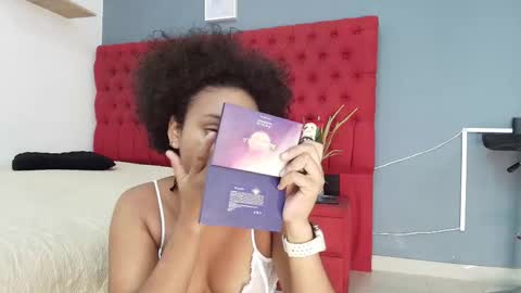 Saray Mardez online show from 09.23.25