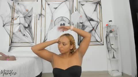 Saray Mardez online show from 10.17.25