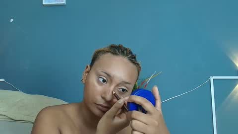 Saray Mardez online show from 11.03.25