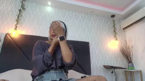 Saray Mardez online show from 11.04.25