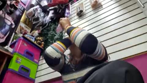 Snapshot of sarayx chatting on 10.06.25 mery online show from 10.06.25