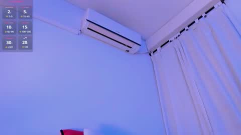 Snapshot of sarenlux chatting on 11.09.25 Baby Saren online show from 11.09.25