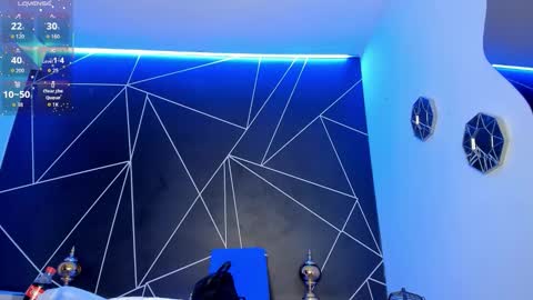 Snapshot of sarenlux chatting on 12.14.25 Baby Saren online show from 12.14.25