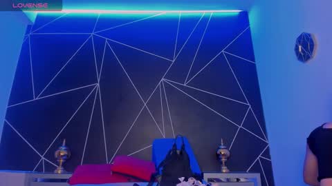 Snapshot of sarenlux chatting on 01.07.26 Baby Saren online show from 01.07.26