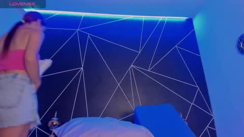 Snapshot of sarenlux chatting on 01.09.26 Baby Saren online show from 01.09.26